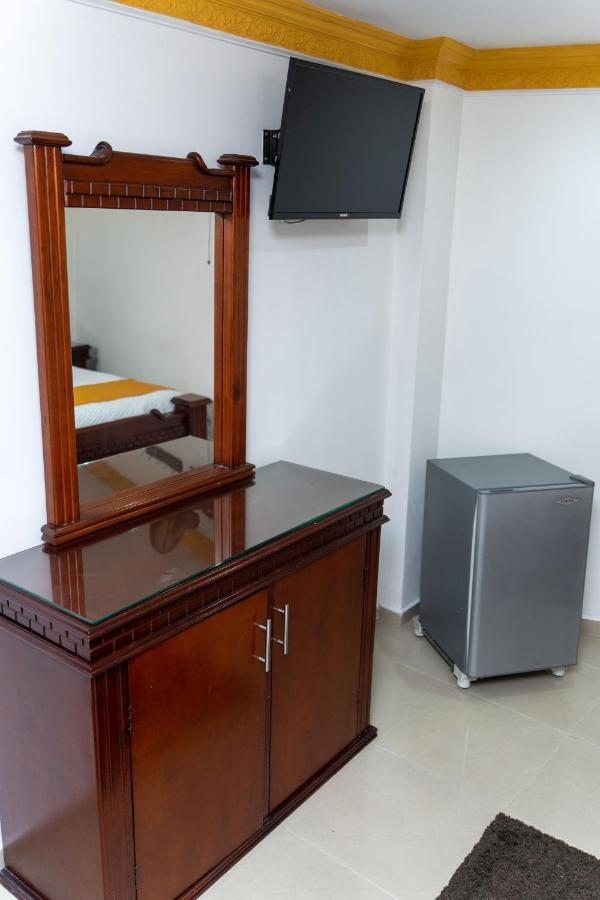 Hotel Aires Del Quindio Armenia Экстерьер фото